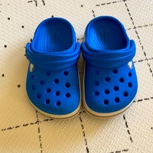 Toddler crocs size C5